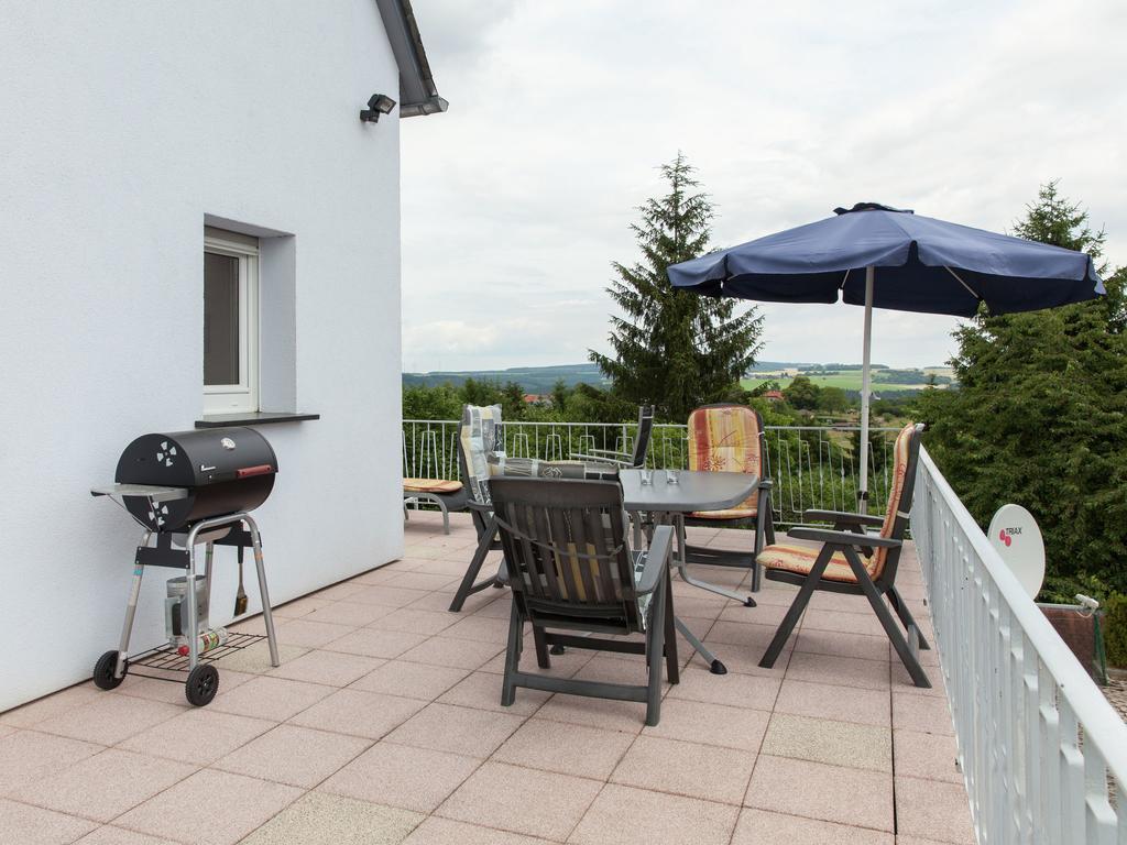 Peaceful Holiday Home In Rascheid Near Forest Geisfeld  Exterior photo